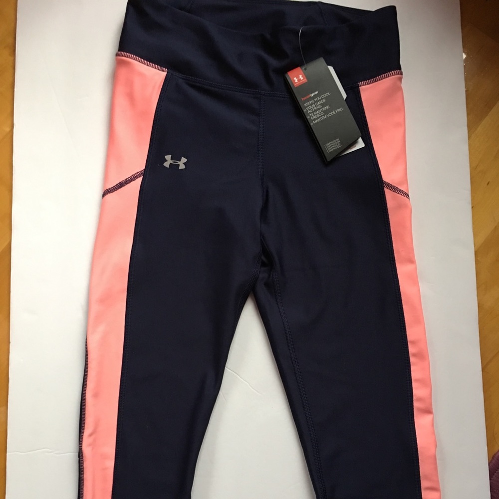 NEW with tag! Under armour women’s pants S